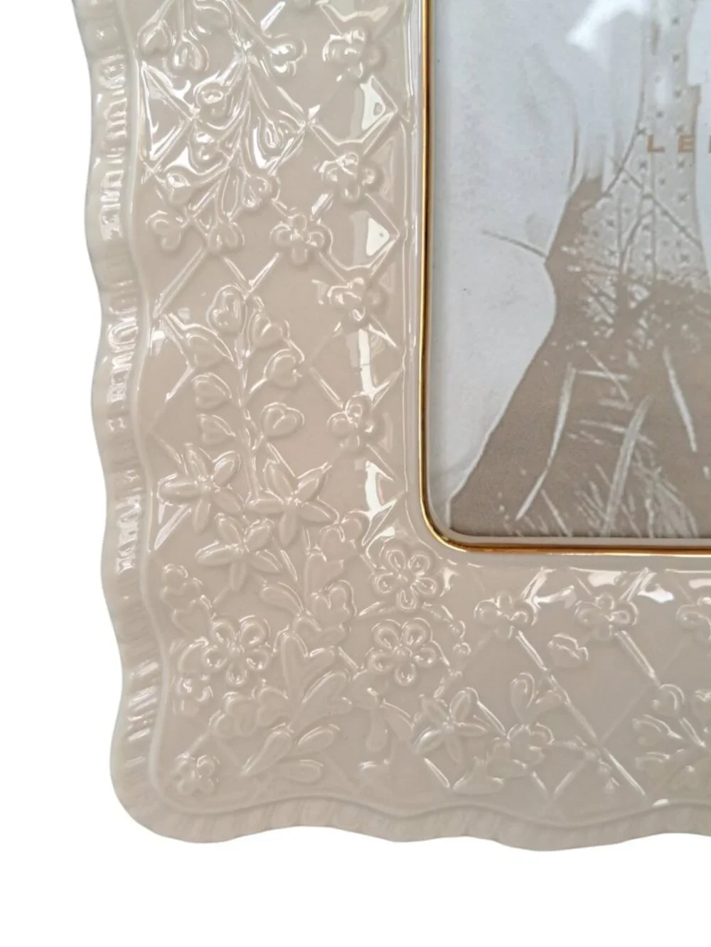 Lenox Wedding PromisesCollection 8X10 Ivory Porcelain Floral Picture Frame